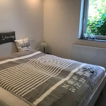 Christine Okroy 2 דירה קלנהוזן